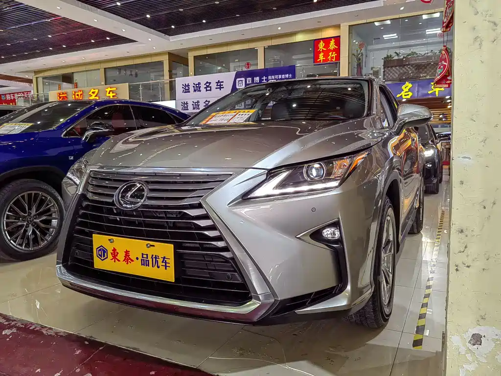 Lexus RX 2019 — фото 12