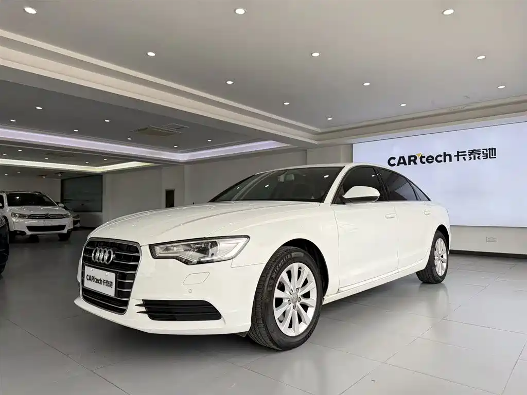 Audi A6L 2015 — фото 1
