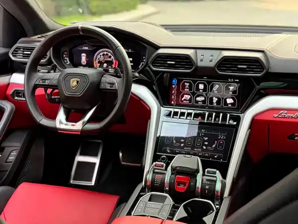 Lamborghini Urus 2019