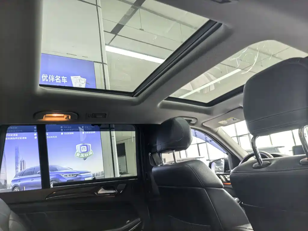 Mercedes-Benz GL-Class 2015 — фото 12