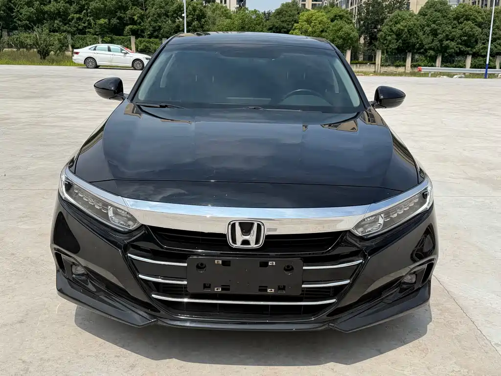 Honda Accord 2022 — фото 2