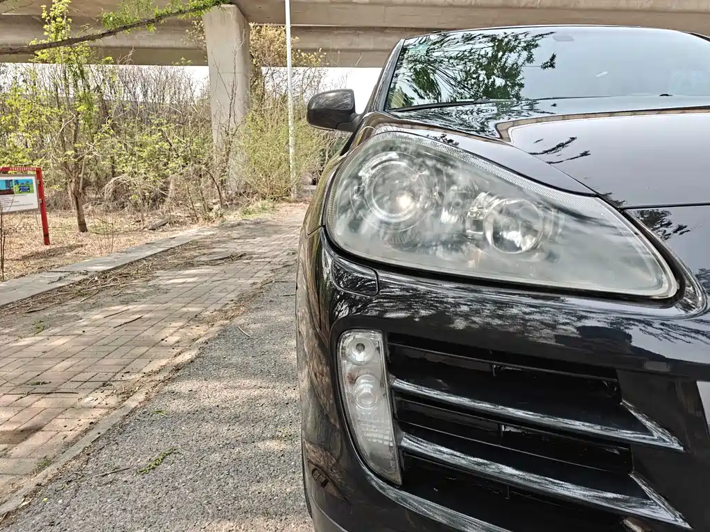 Porsche Cayenne 2010 — фото 13