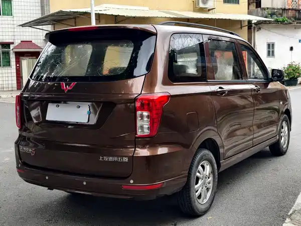 Wuling Hongguang 2019