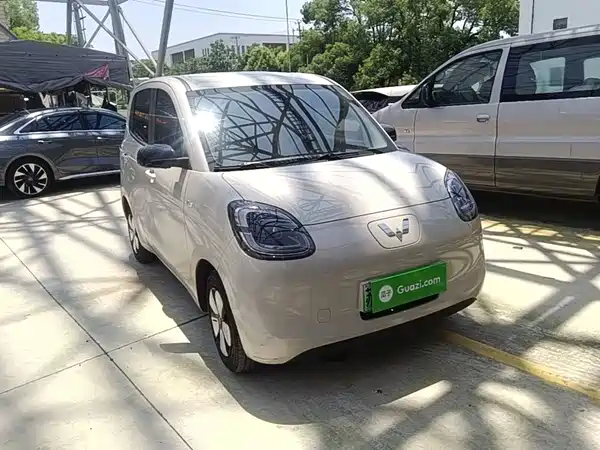 Wuling Hongguang MINIEV 2025