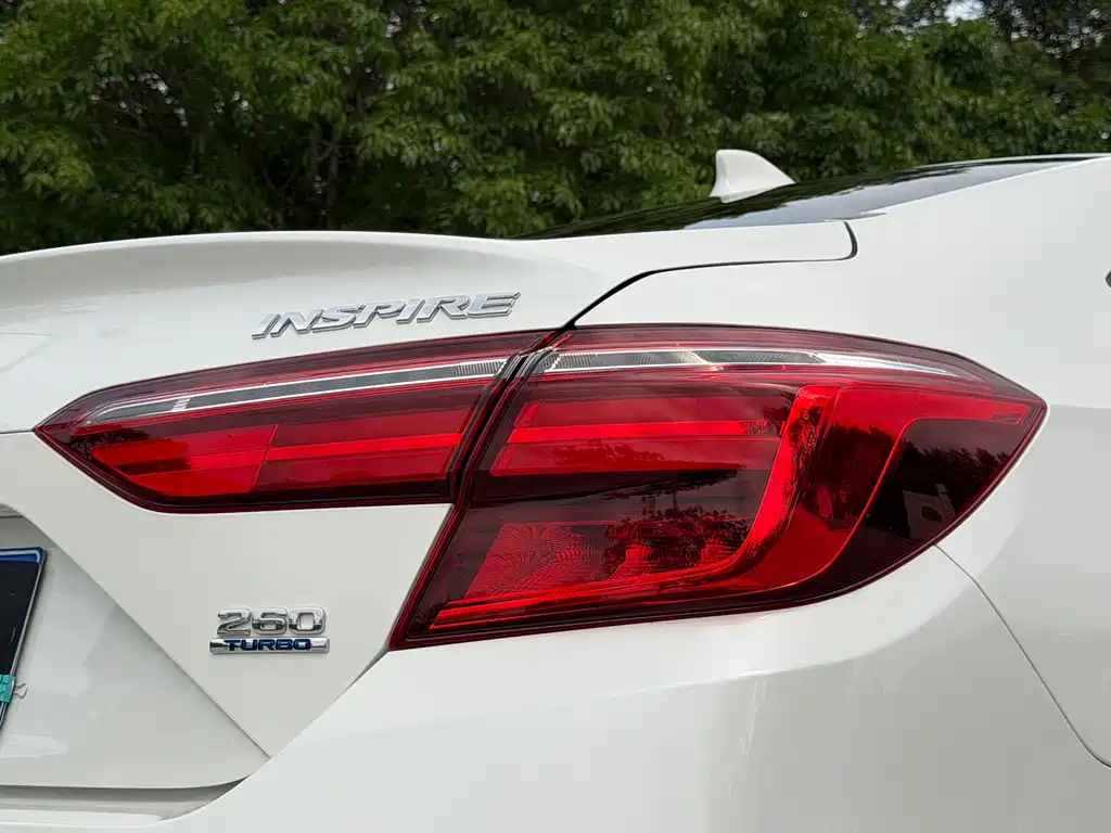 Honda Inspire 2022 — фото 19