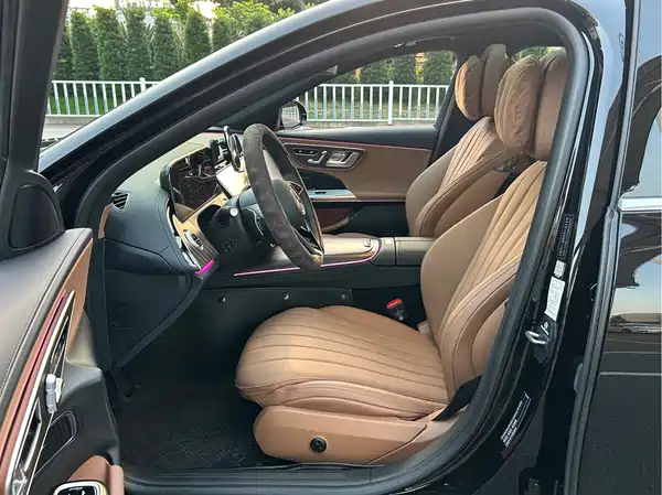 Mercedes-Benz E-Class 2025
