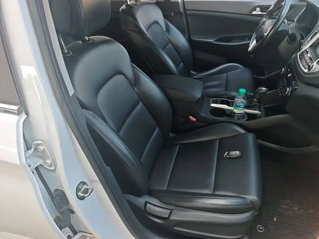 Hyundai Tucson 2017 — фото 25