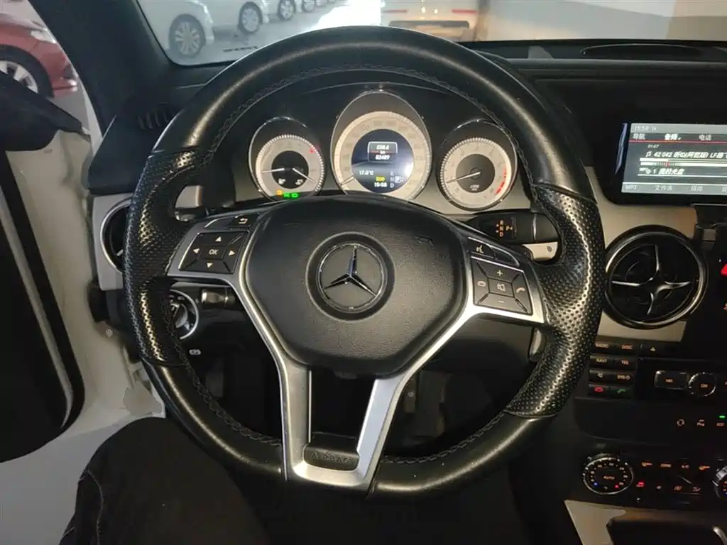 Mercedes-Benz GLK-Class 2015 — фото 11