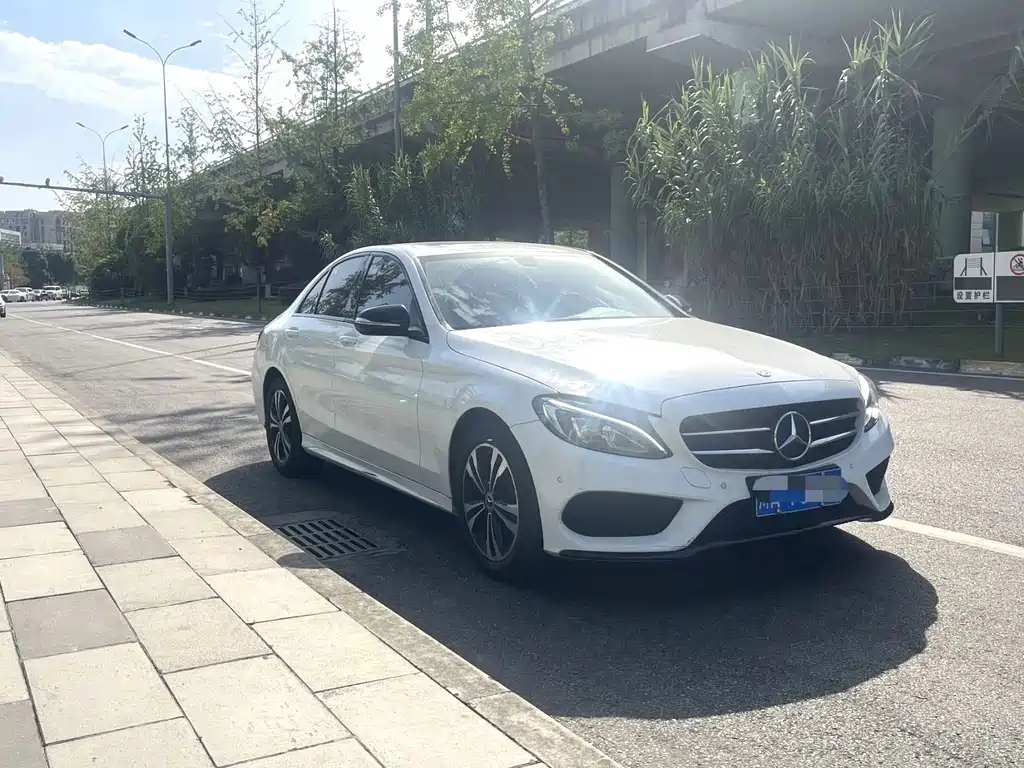 Mercedes-Benz C-Class 2018
