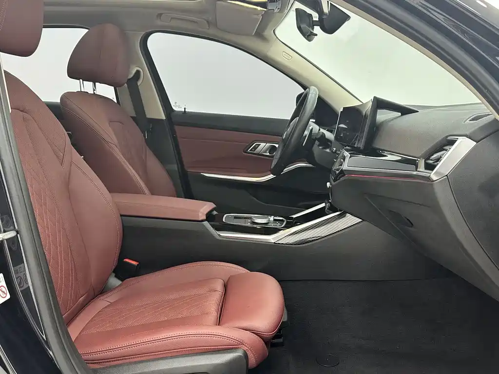 BMW 3 Series 2023
