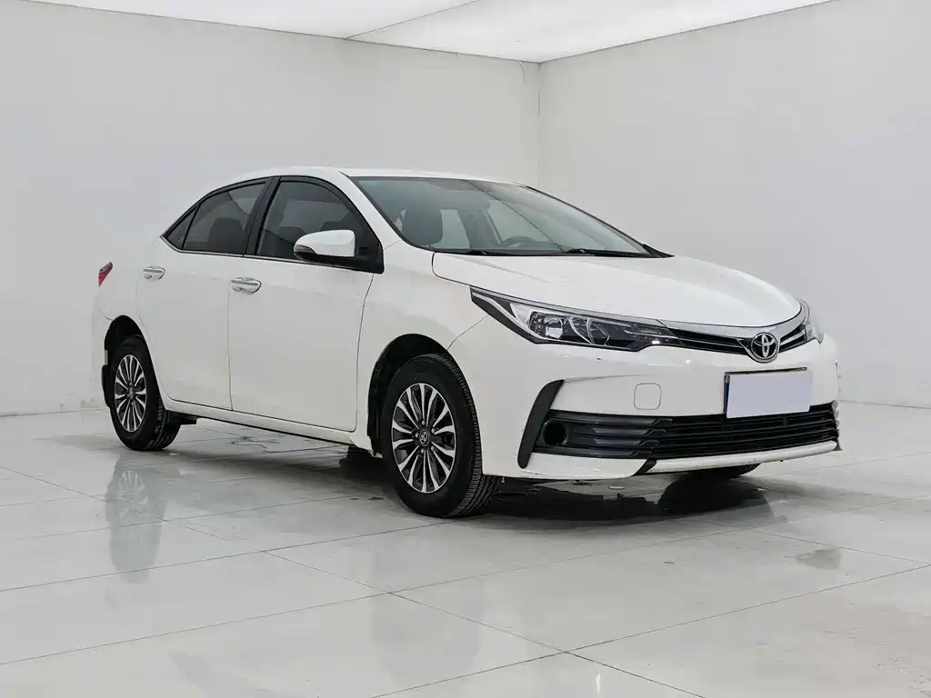 Toyota Corolla 2019 — фото 3