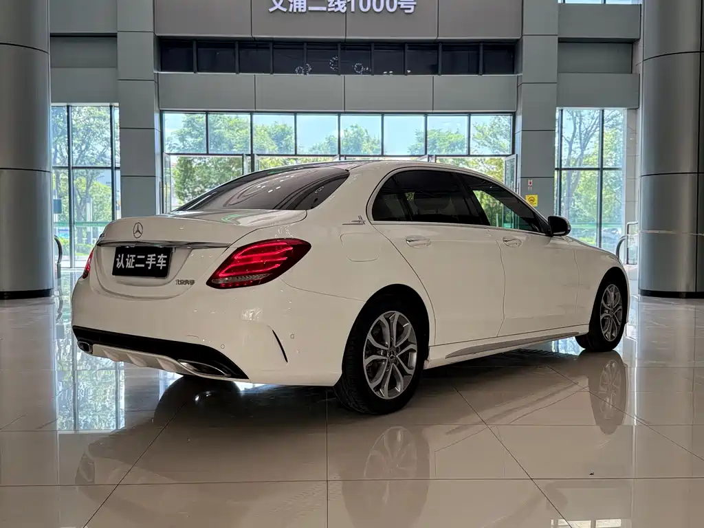 Mercedes-Benz C-Class 2017