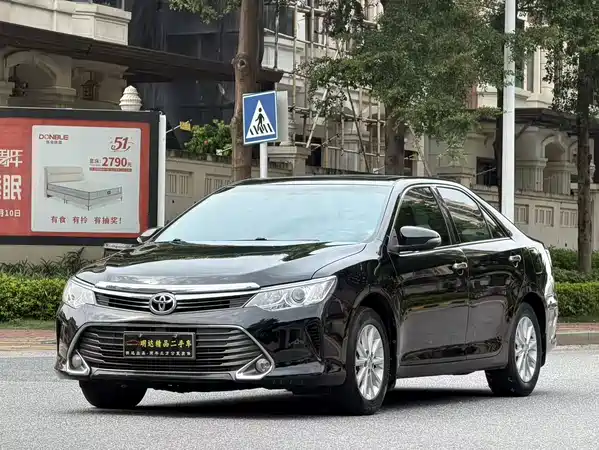 Toyota Camry 2016