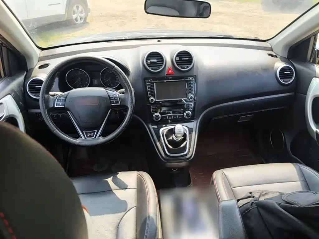 Haval H6 2015 — фото 16