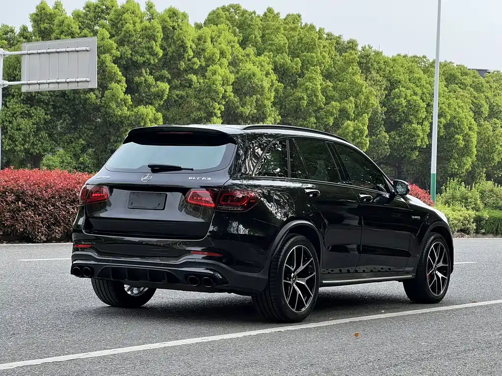 Mercedes-Benz GLC AMG 2022 — фото 17