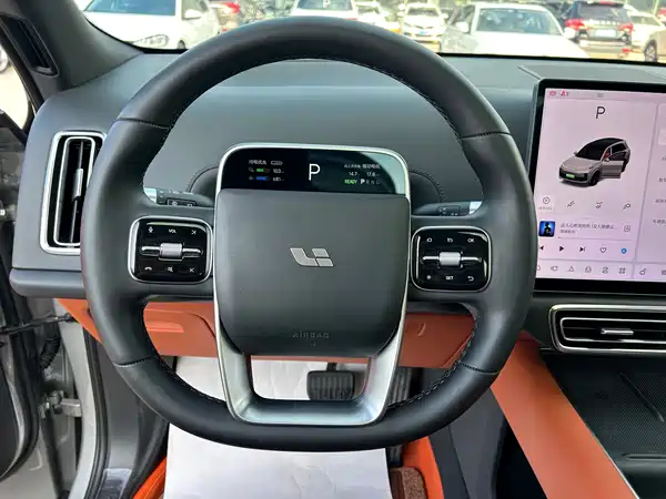 Li Auto L8 2023