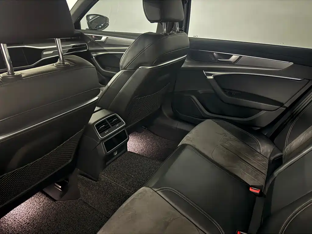 Audi A6L 2019 — фото 9