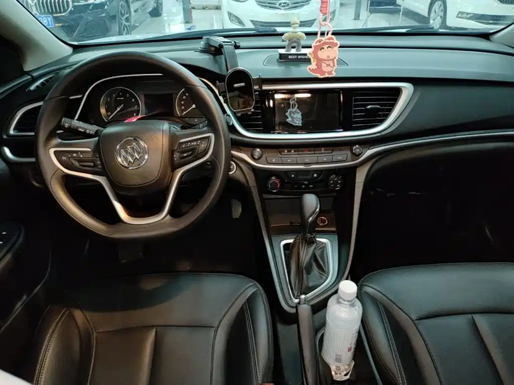 Buick Excelle 2022 — фото 10