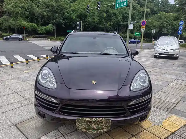 Porsche Cayenne 2011