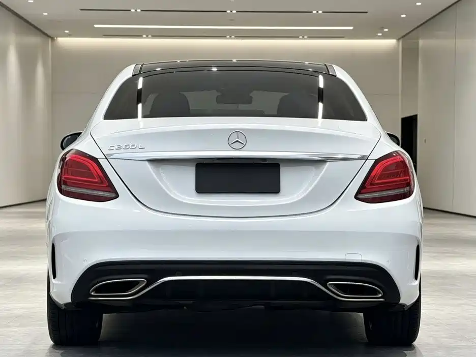 Mercedes-Benz C-Class 2019 — фото 9