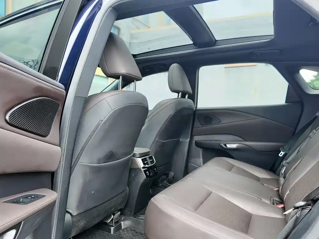 Lexus RX 2024