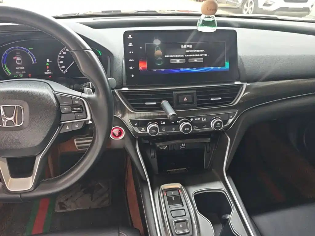 Honda Accord 2023 — фото 10