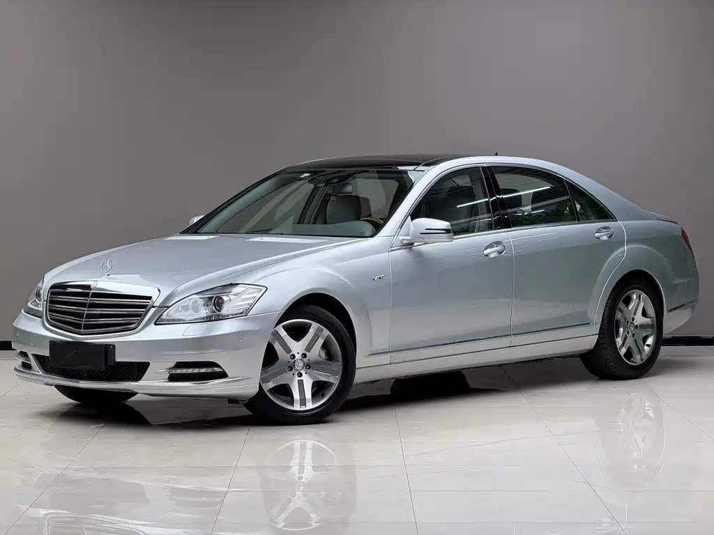 Mercedes-Benz S-Class 2009