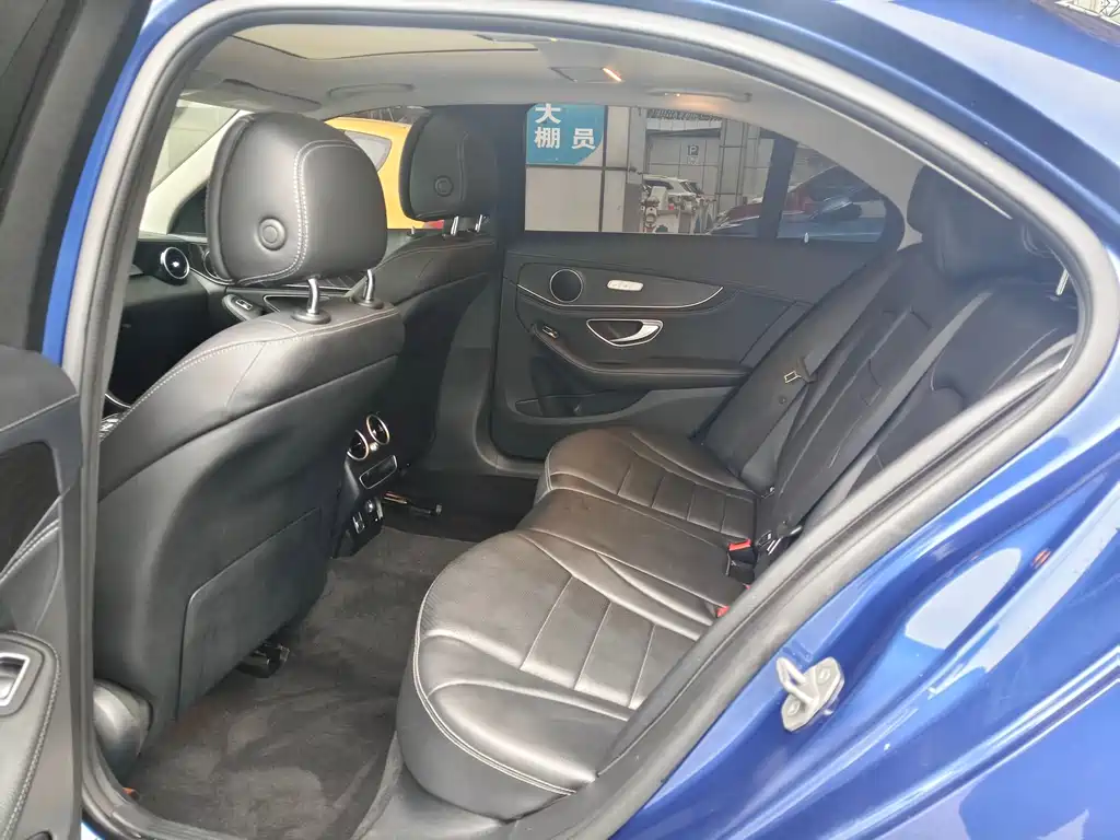 Mercedes-Benz C-Class 2020 — фото 6