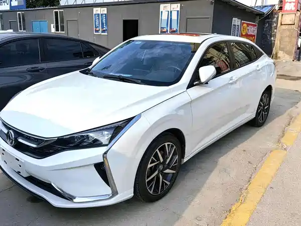 Dongfeng Yixuan 2019