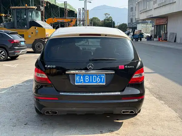Mercedes-Benz R-Class 2011