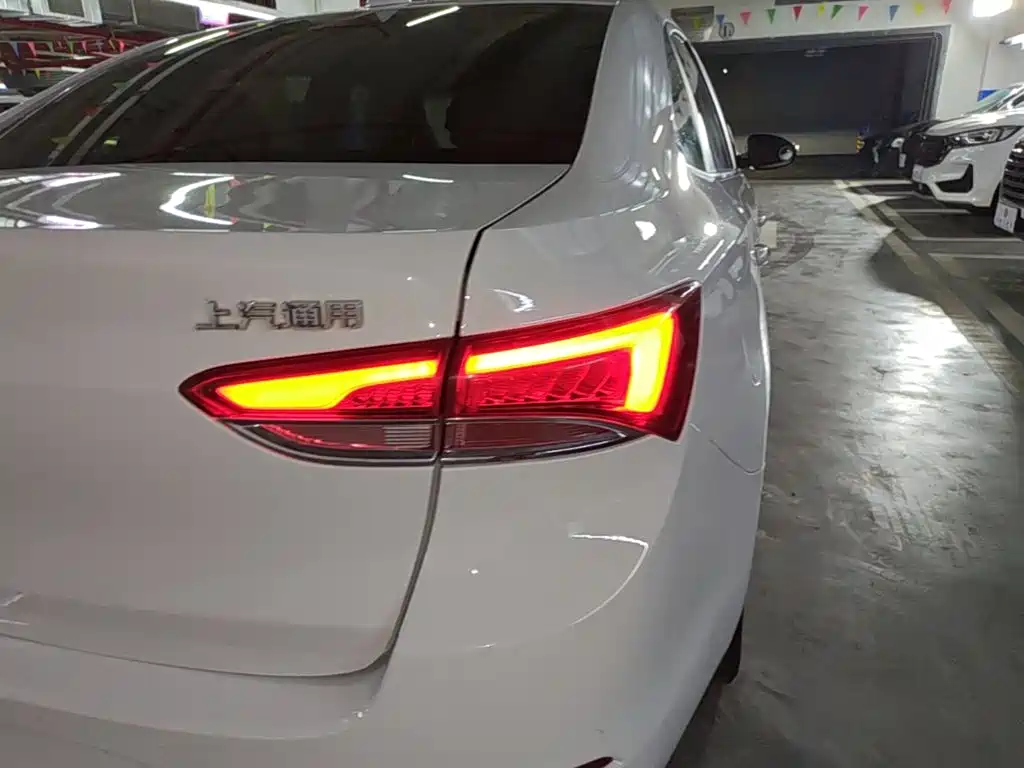 Buick Excelle GT 2019 — фото 8