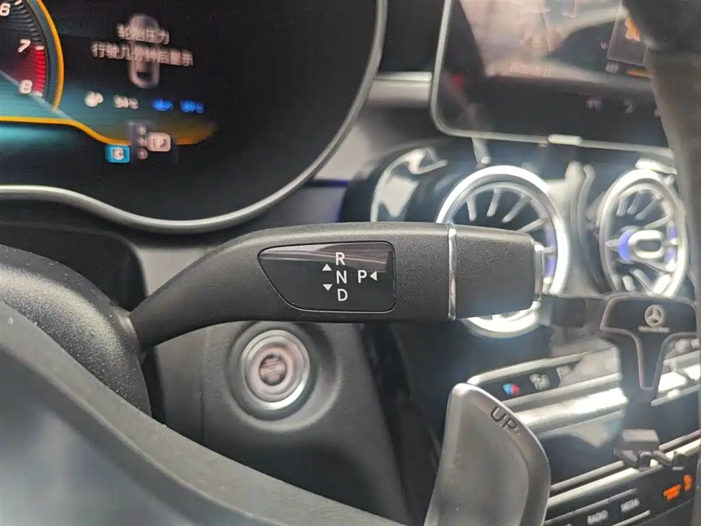 Mercedes-Benz C-Class AMG 2019 — фото 15