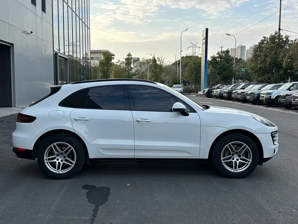 Porsche Macan 2015 — фото 5