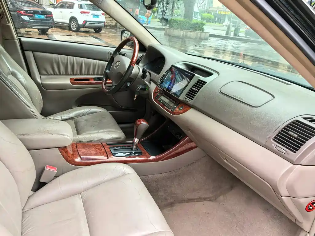 Toyota Camry 2004