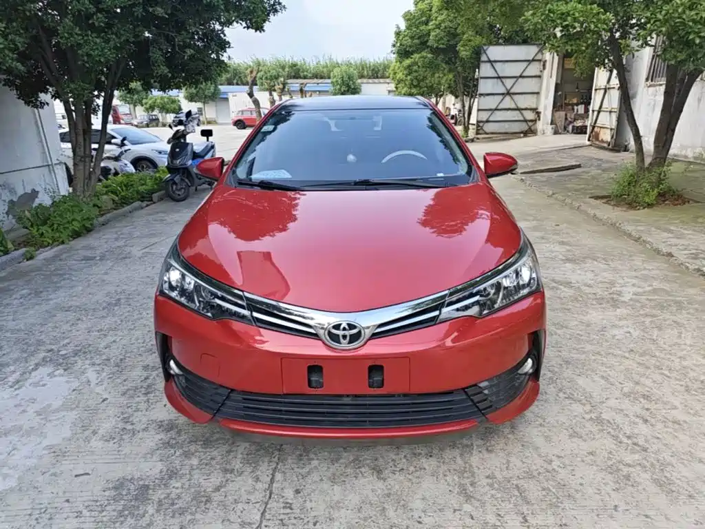 Toyota Corolla 2019 — фото 3
