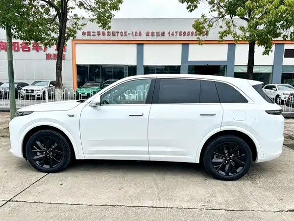 Li Auto L7 2024