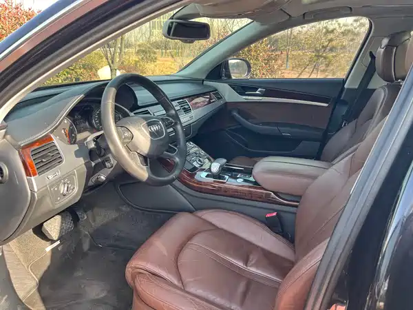 Audi A8 2011