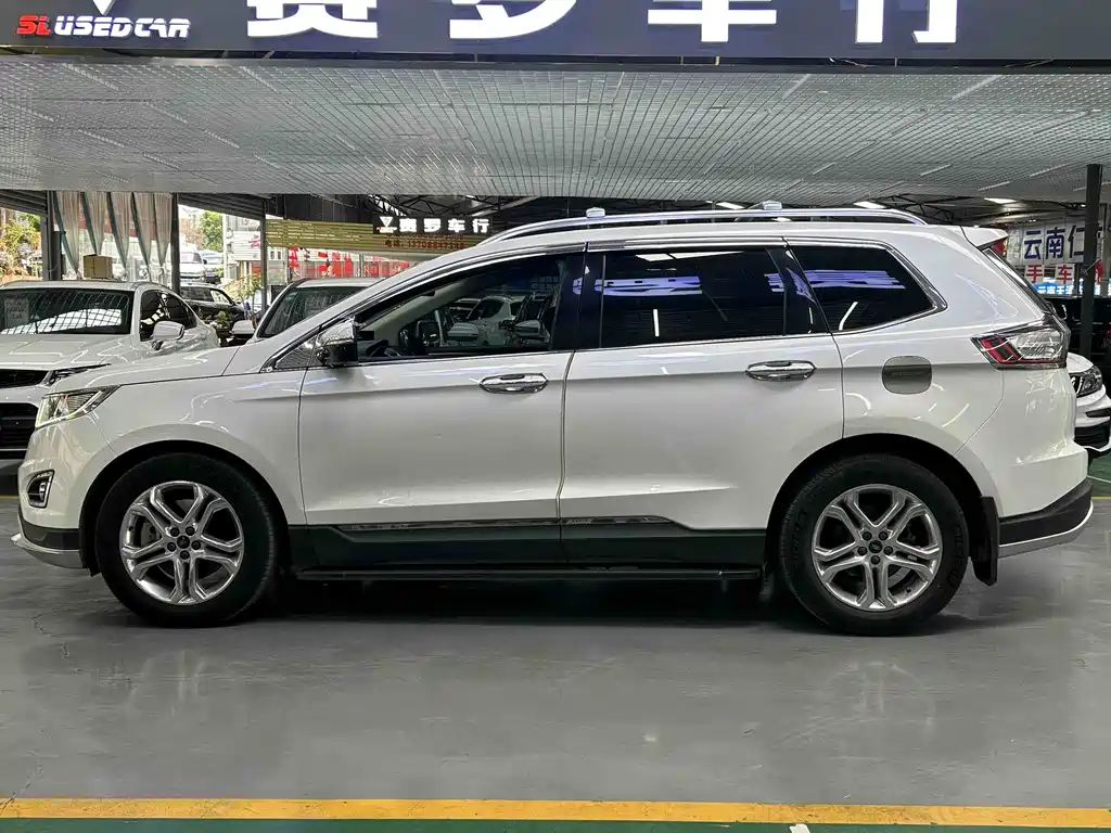 Ford Edge 2016 — фото 6