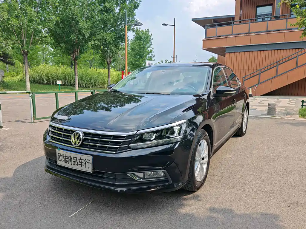 Volkswagen Passat 2017 — фото 2