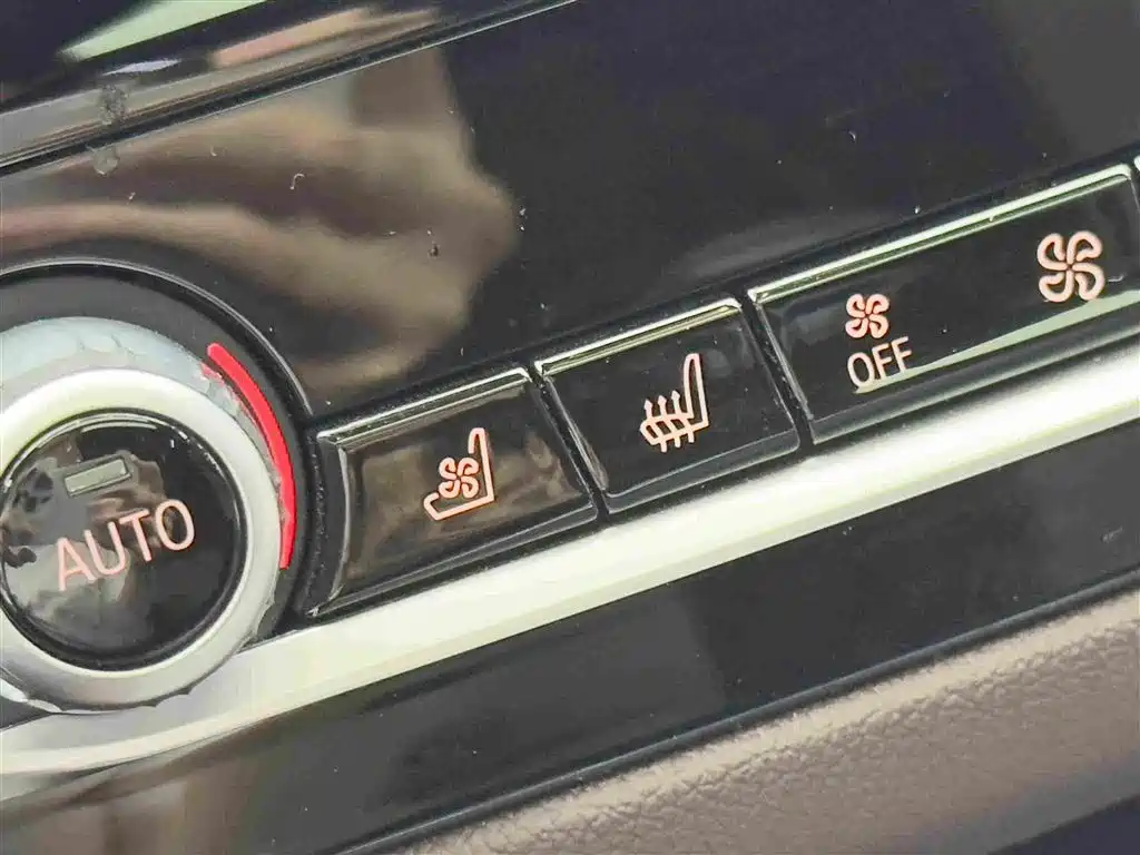 BMW 5 Series New Energy 2021 — фото 18