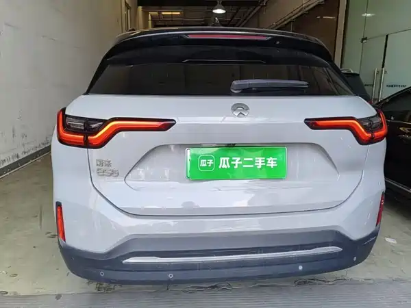 NIO ES6 2020