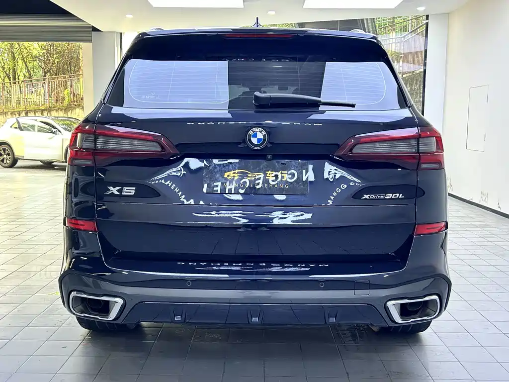 BMW X5 2023 — фото 11