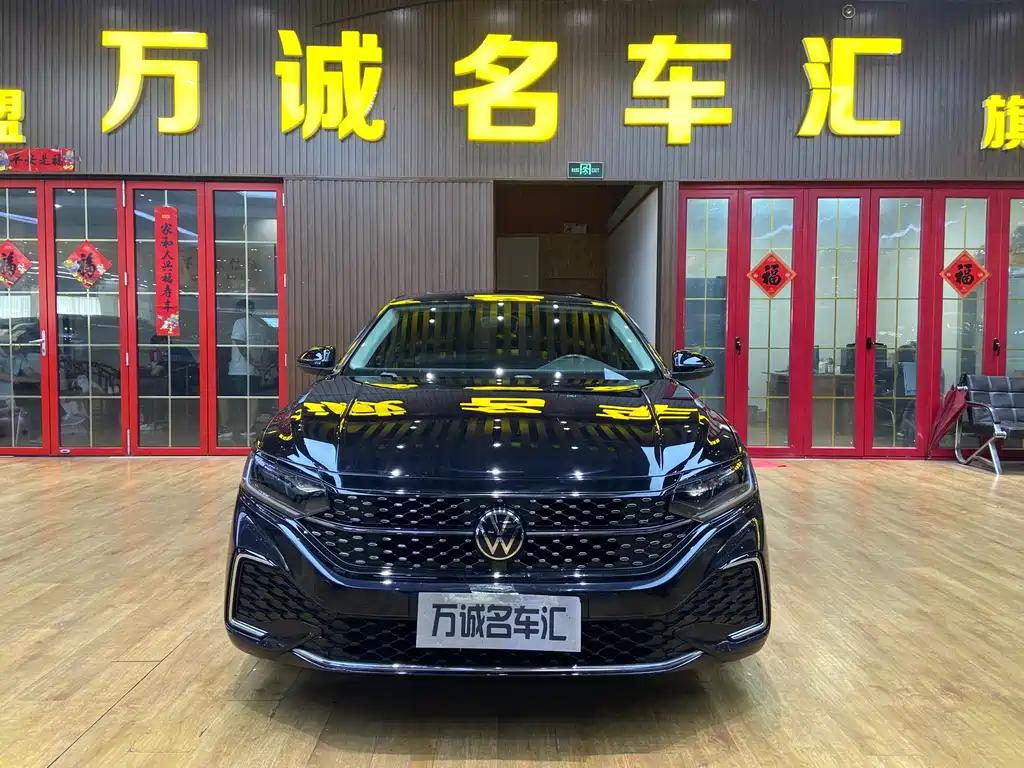 Volkswagen Passat 2023