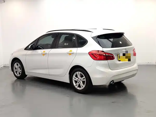 BMW 2 Series Station Wagon 2017