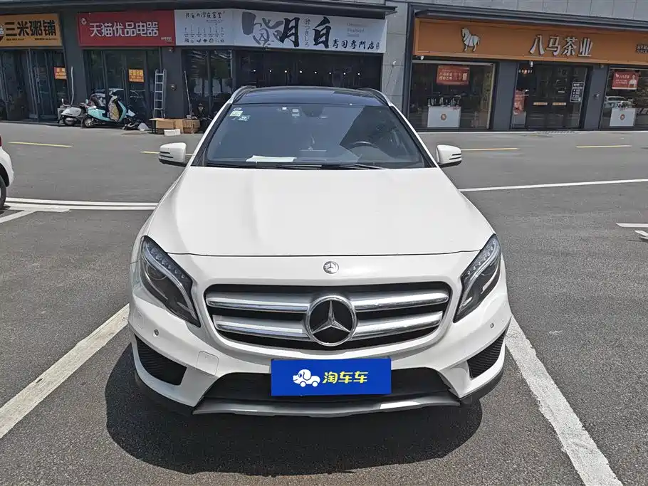 Mercedes-Benz GLA 2015 — фото 2