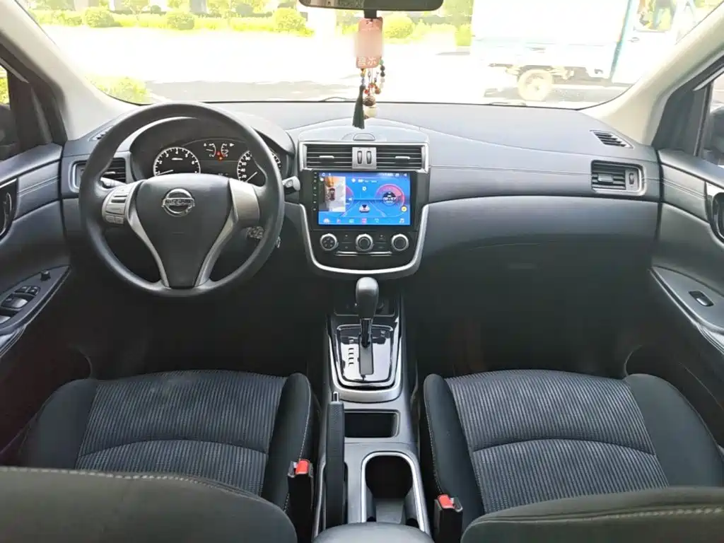 Nissan Tiida 2021 — фото 10