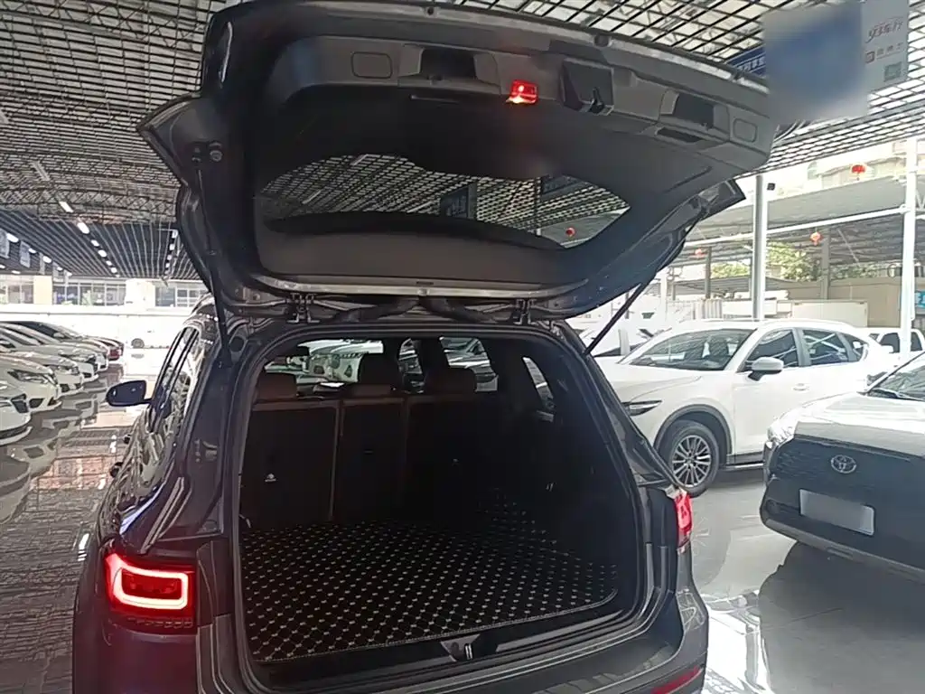 Mercedes-Benz GLB 2022 — фото 19