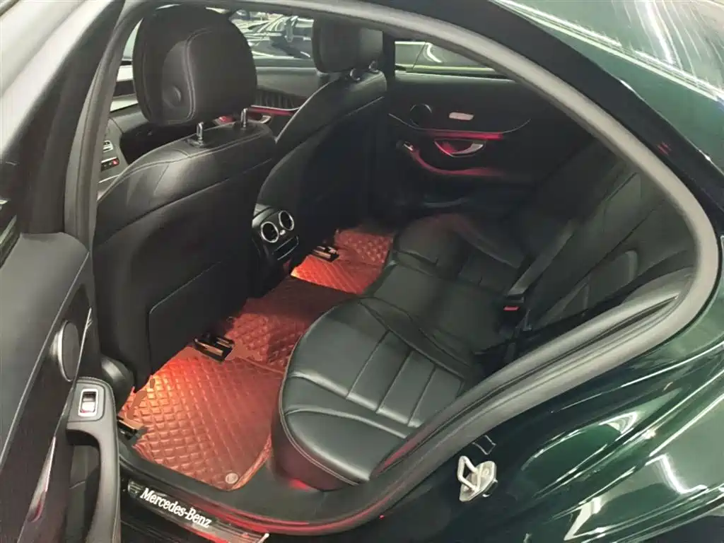 Mercedes-Benz C-Class 2020 — фото 17