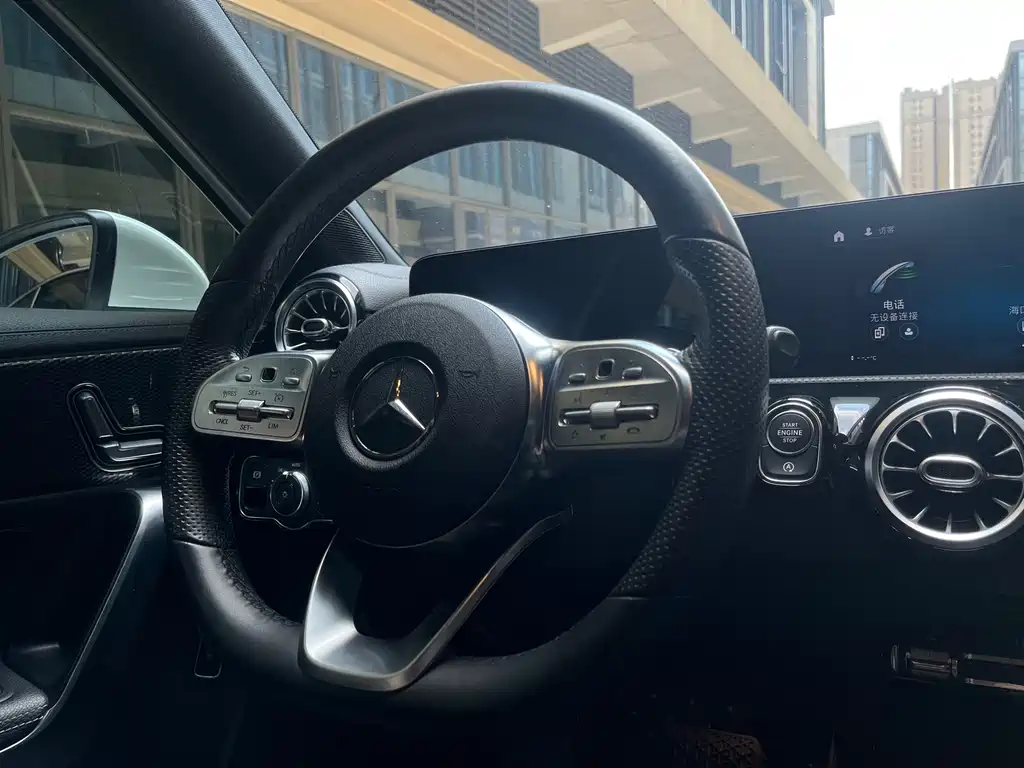 Mercedes-Benz A-Class 2020 — фото 16