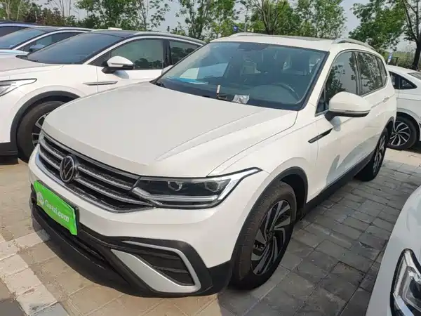 Volkswagen Tiguan L 2024